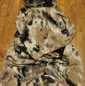 Tye dye Sweatsuit